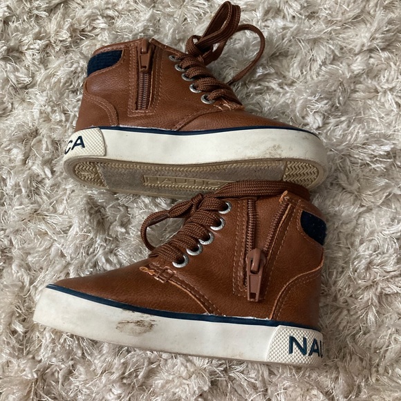 Nautica Sneaker Boots - Picture 2 of 8